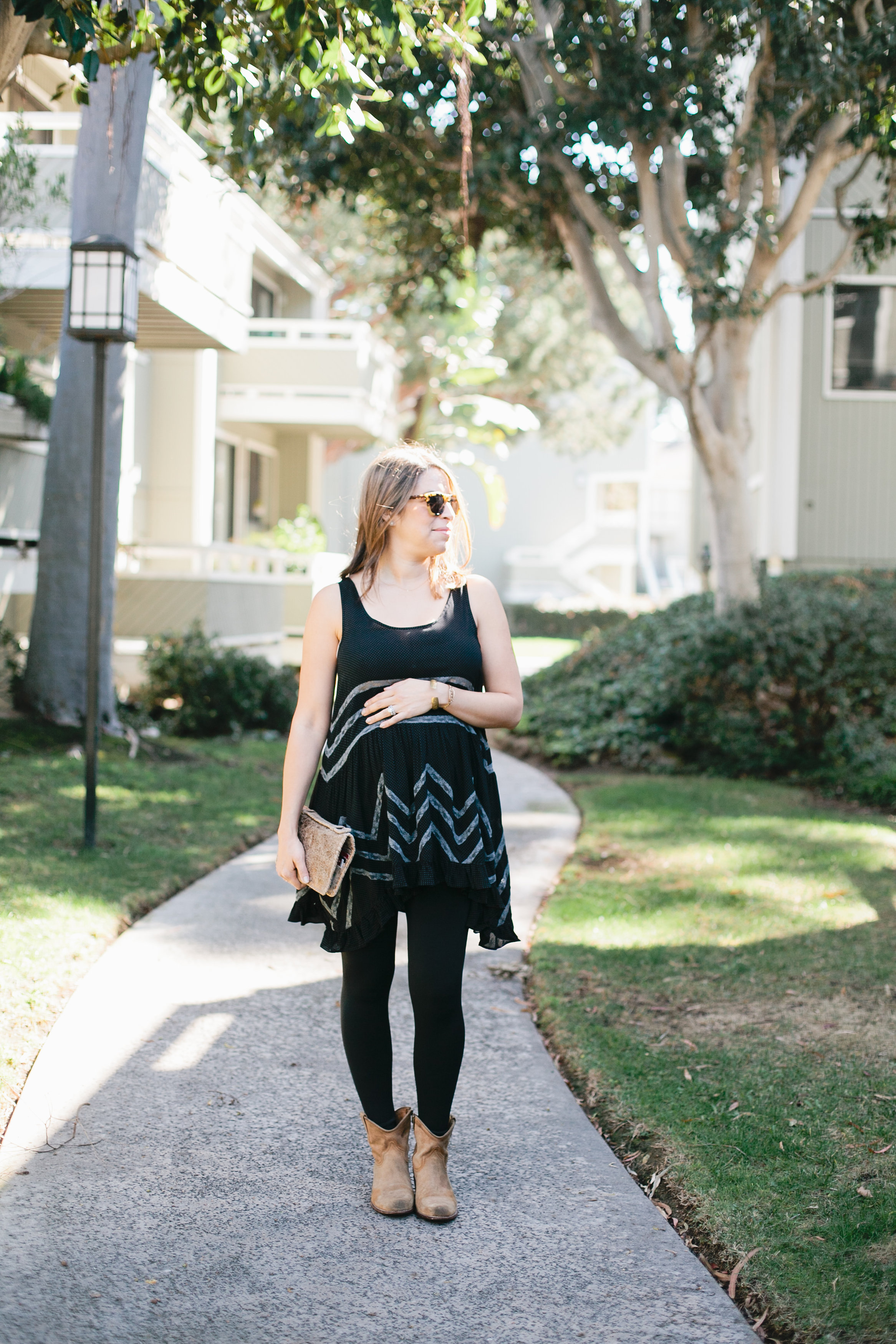 Style - Dressing The Bump with Leah at 24 Weeks • Beijos Events
