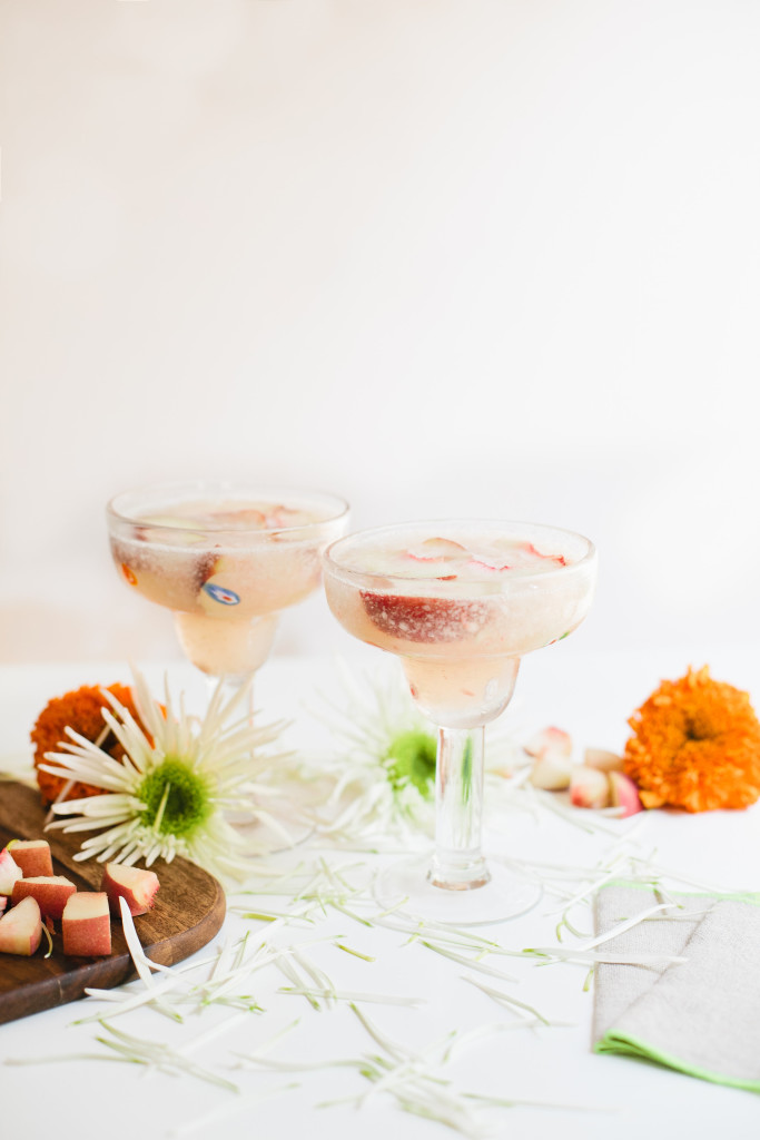 Cocktails – White Peach Margarita
