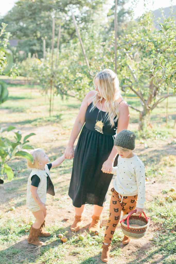 meganwelker-applepicking-208