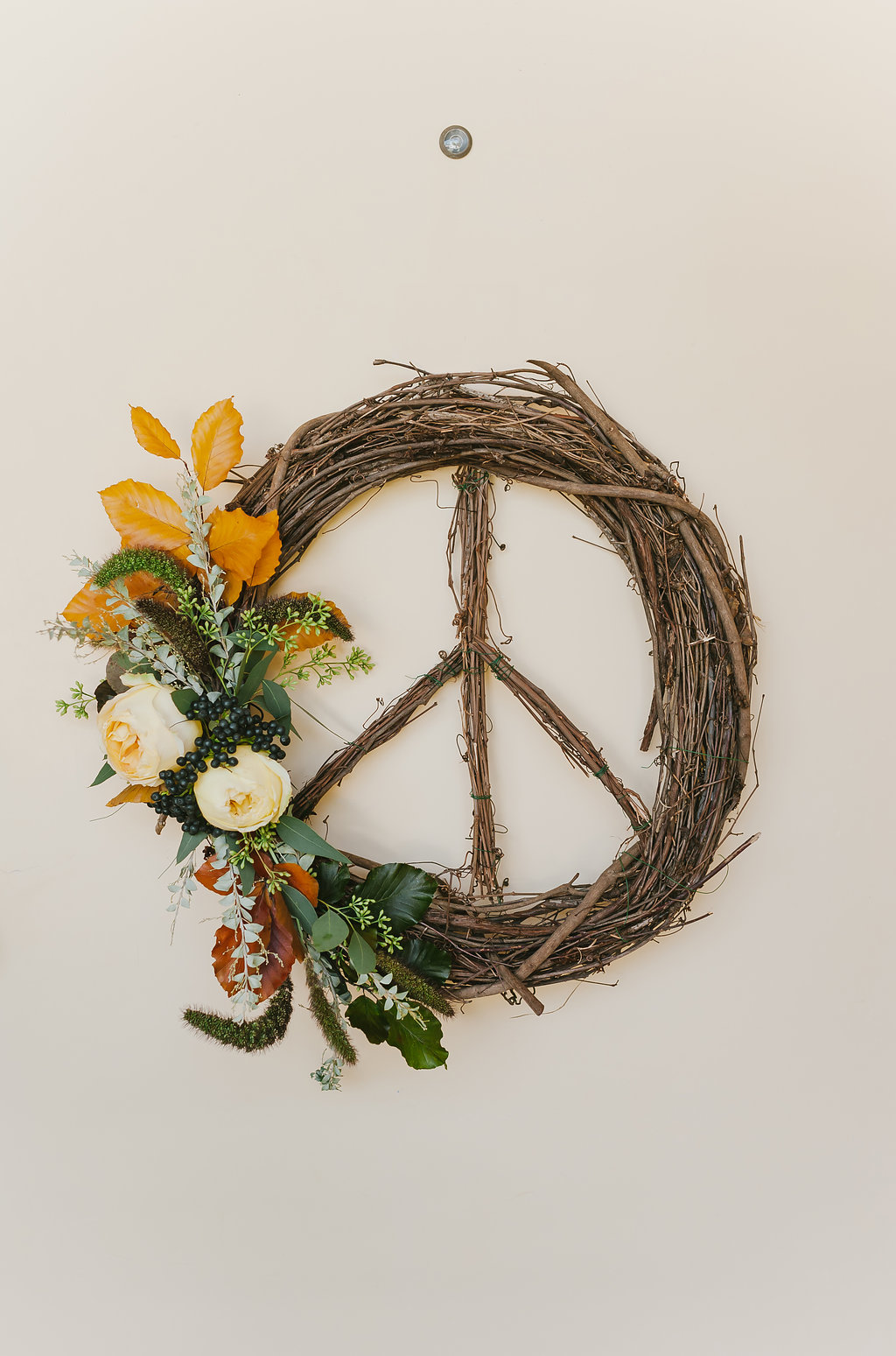 A Fall Wreath DIY That is Beautiful and Easy to Create