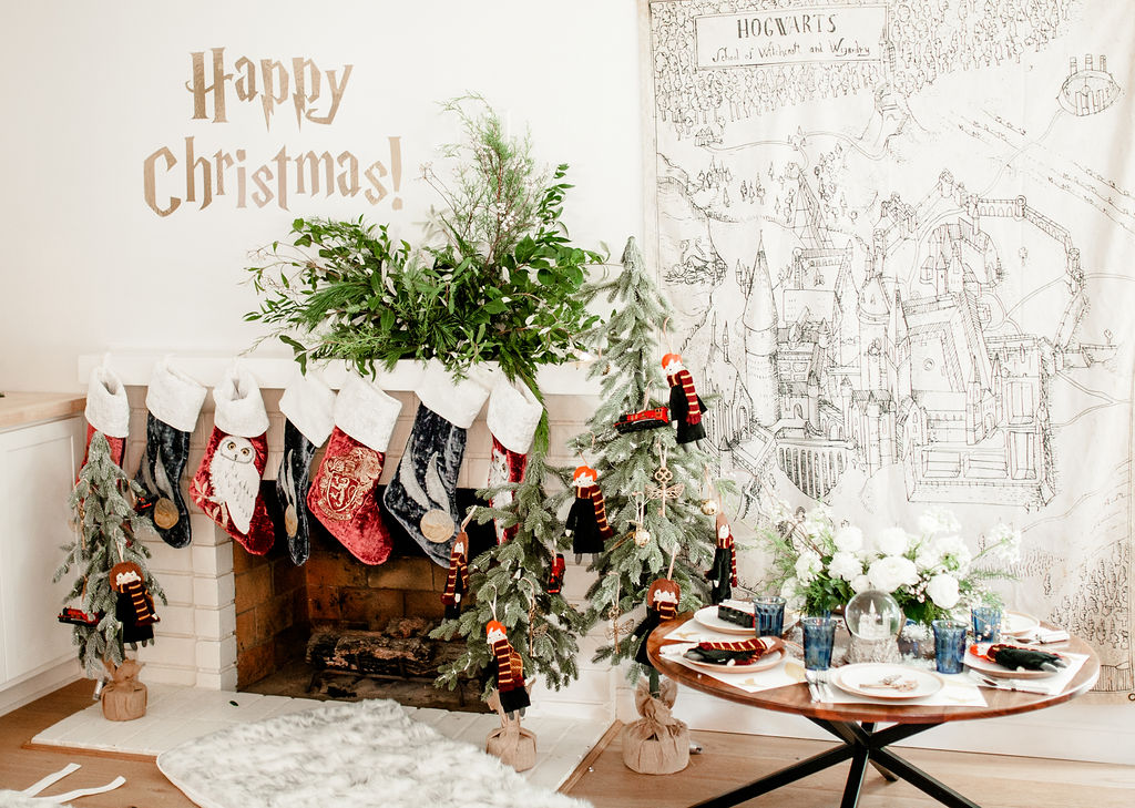 Harry Potter Movies Decor Ideas - Hogwarts At Christmas