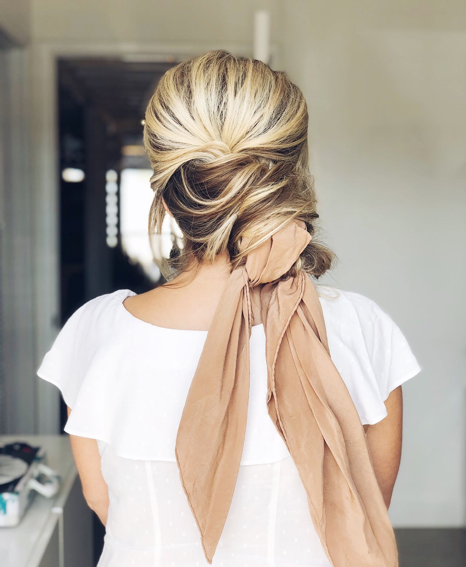 Your Beauty Invite – 8 Easy Holiday Hair Tutorials