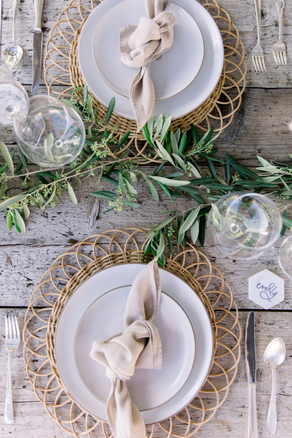 Outdoor Summer Entertaining with Feed & Feast and One Hope • Beijos Events