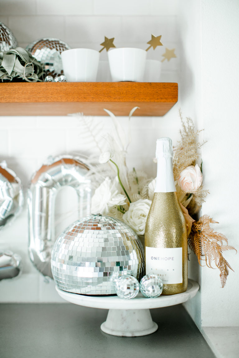 3 ways to style your home for New Years Eve with Minted – Beijos Events