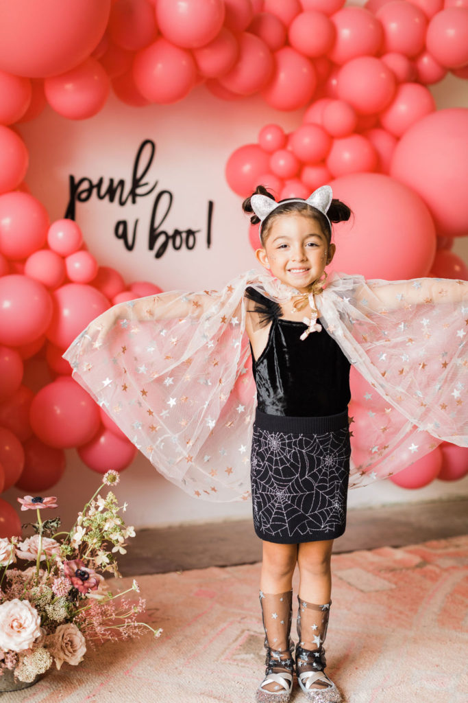 Gift Giving - Little Girls • Beijos Events