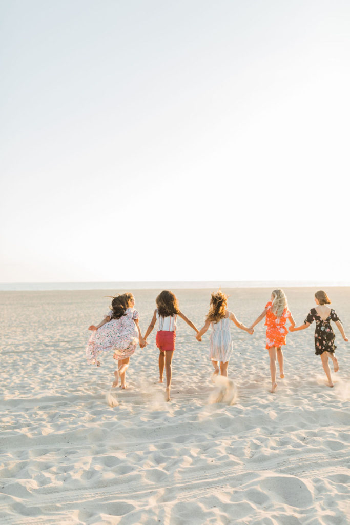 A Tween Friendsgiving at the Beach with My Color Shot – Beijos Events