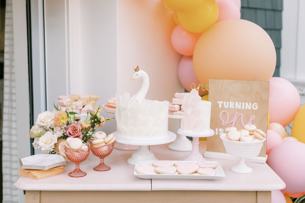 A Perfectly Pretty 1st Birthday Party for Blake