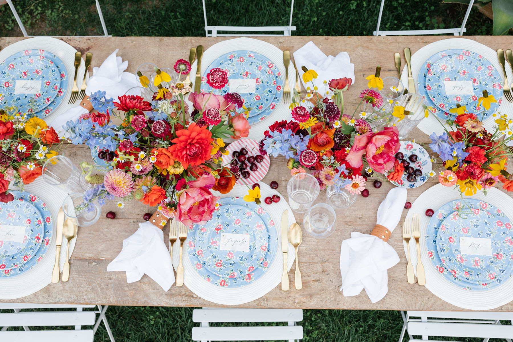 A Fresh & Colorful Backyard Summer Tablescape with Sur La Table
