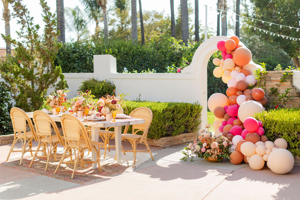 A Fall Bridal Shower with Vibrant Color – Chasing the Sunset