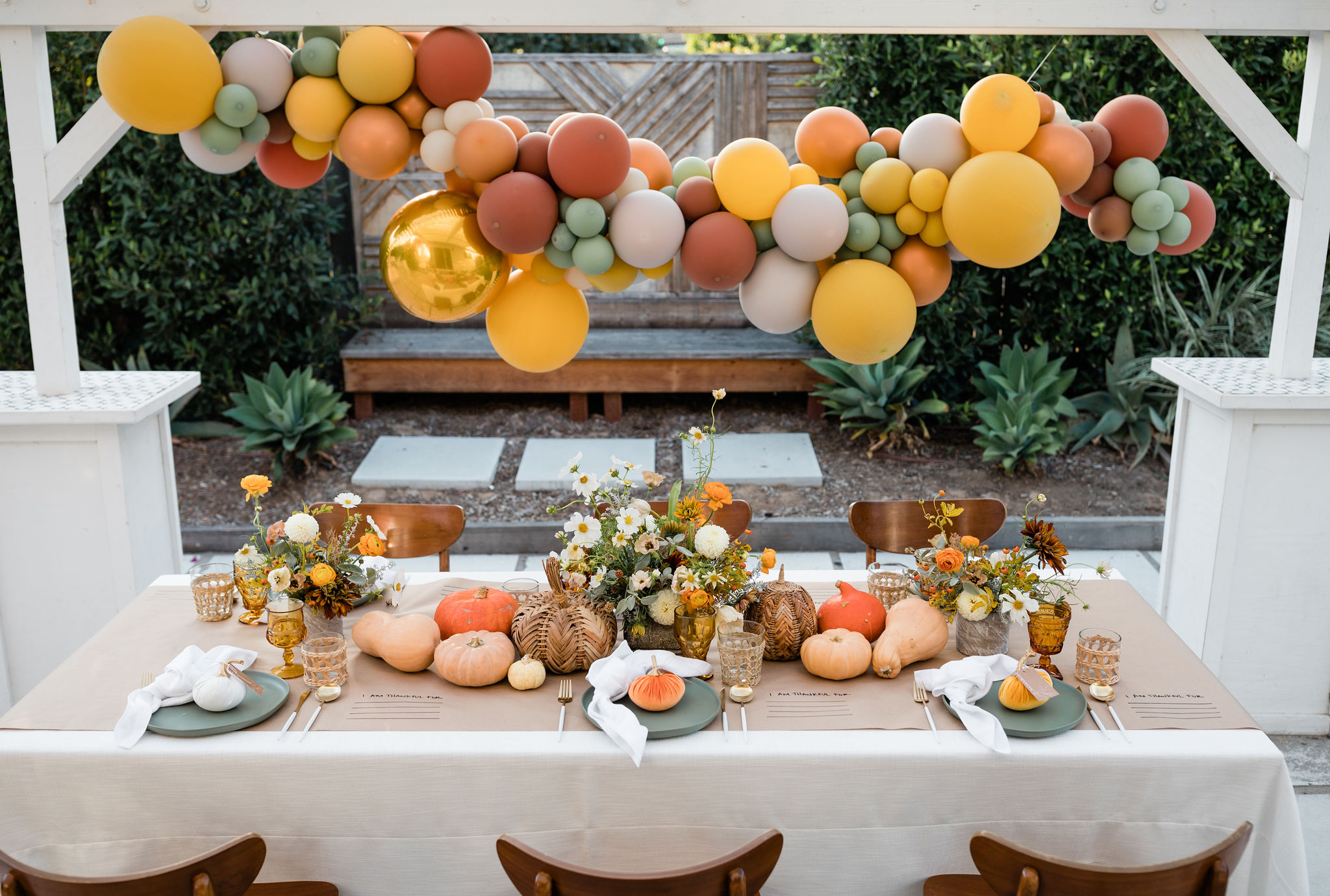 A Lovely Evening and Beautiful DIY Tablescape for Friendsgiving