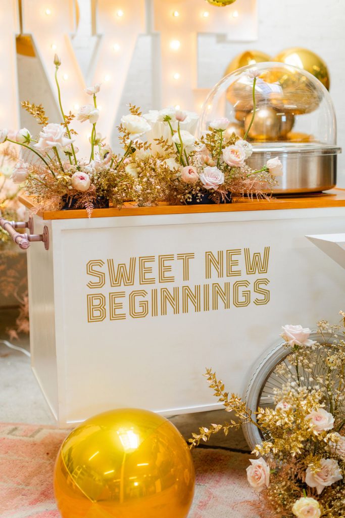 Sparkle the Night Away with this Cute New Year's Eve Party • Beijos Events