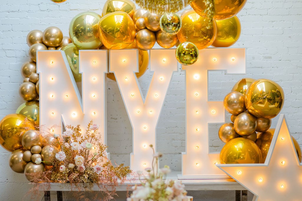 Sparkle the Night Away with this Cute New Year’s Eve Party