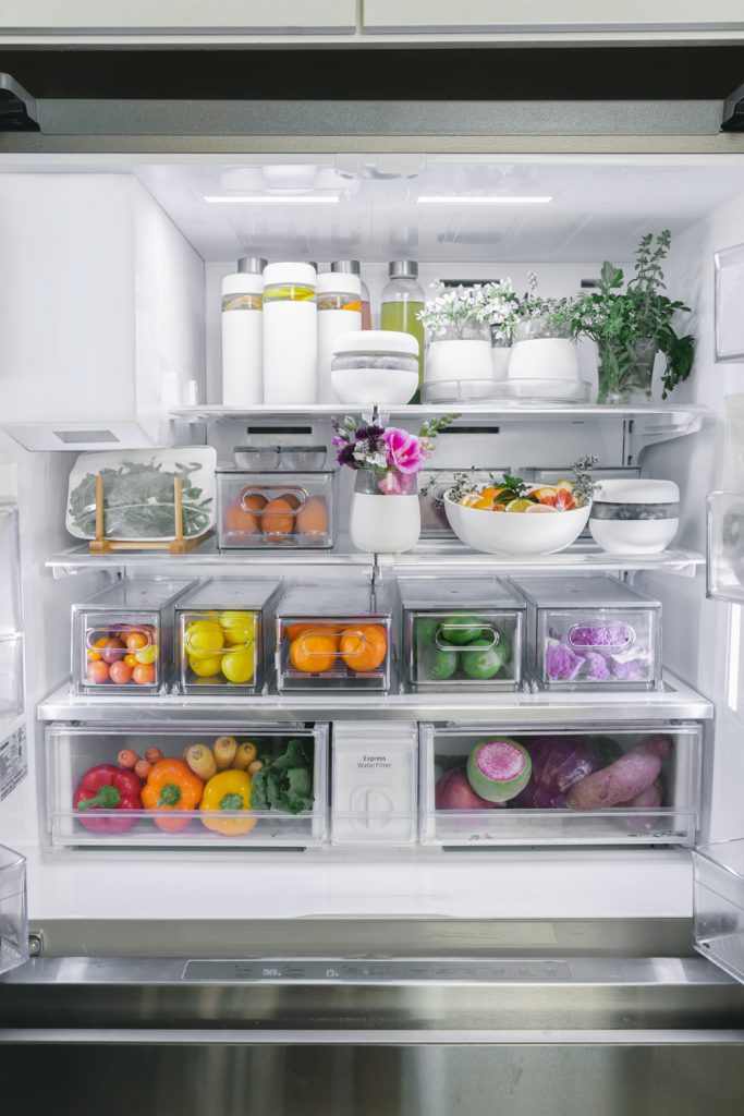 Abby's Kitchen Fridge Organization And Tips On How To Keep It Clean •  Beijos Events