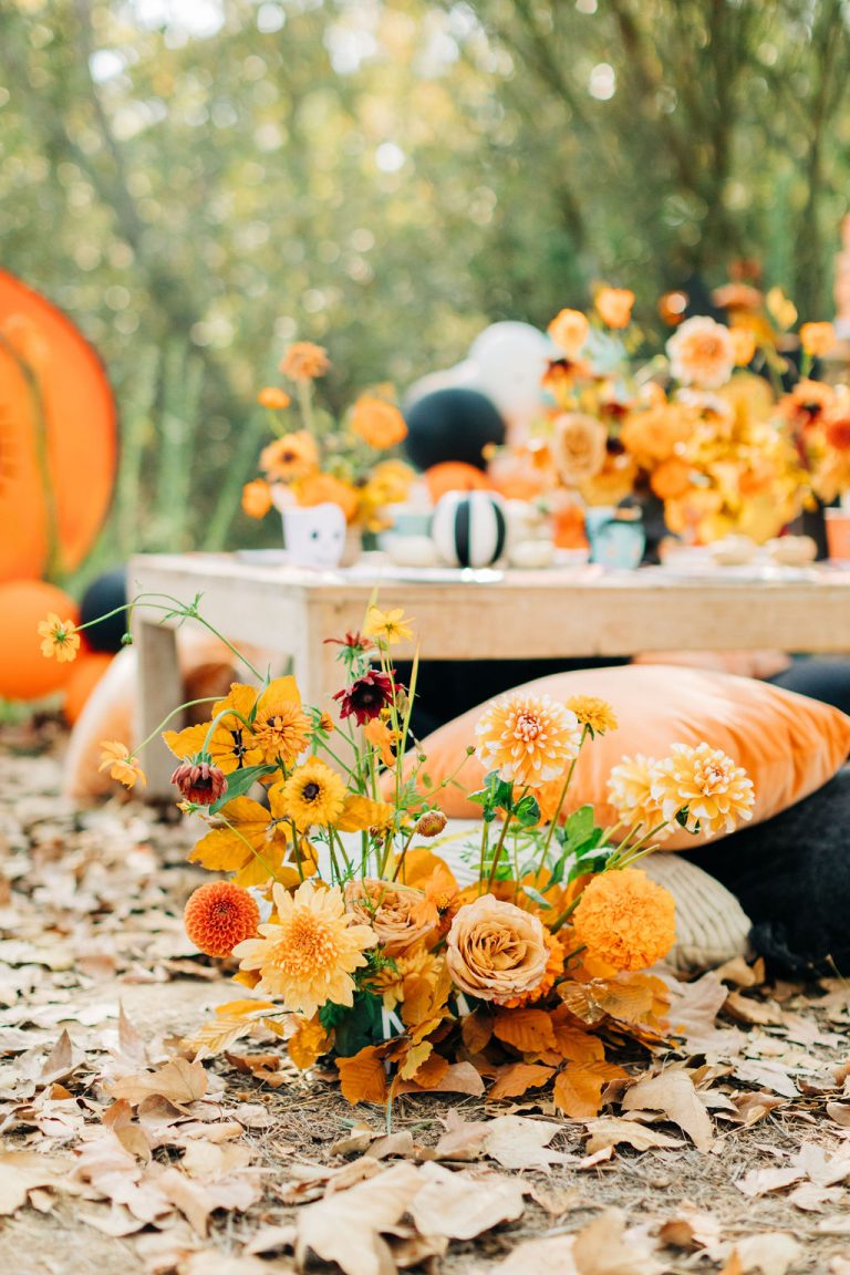 The Spookiest and Cutest Vintage Inspired Halloween Party for the ...