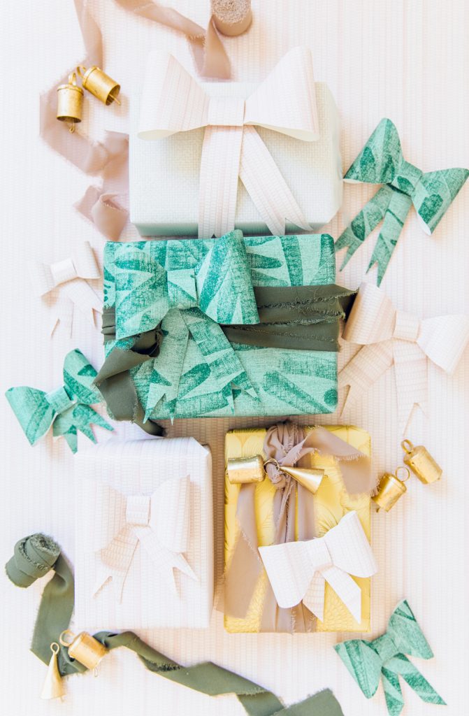 Vintage Bows Gift Wrap, Baby Shower Gift